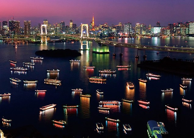 Yakatabune in Tokyo Bay