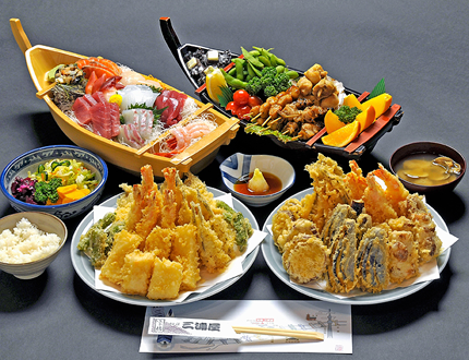 Dinner at Yakatabune